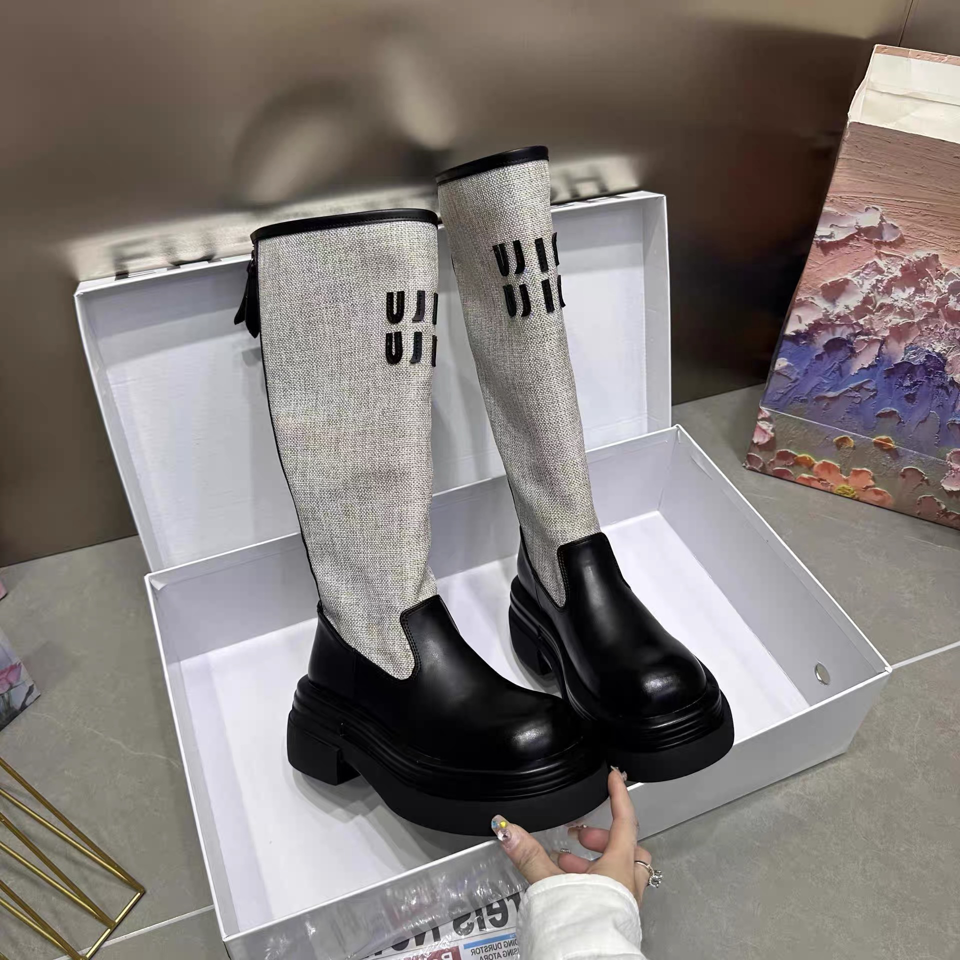 厚底粗跟欧货小众长筒靴女2025秋季新款不过膝透气拼色马丁靴长靴