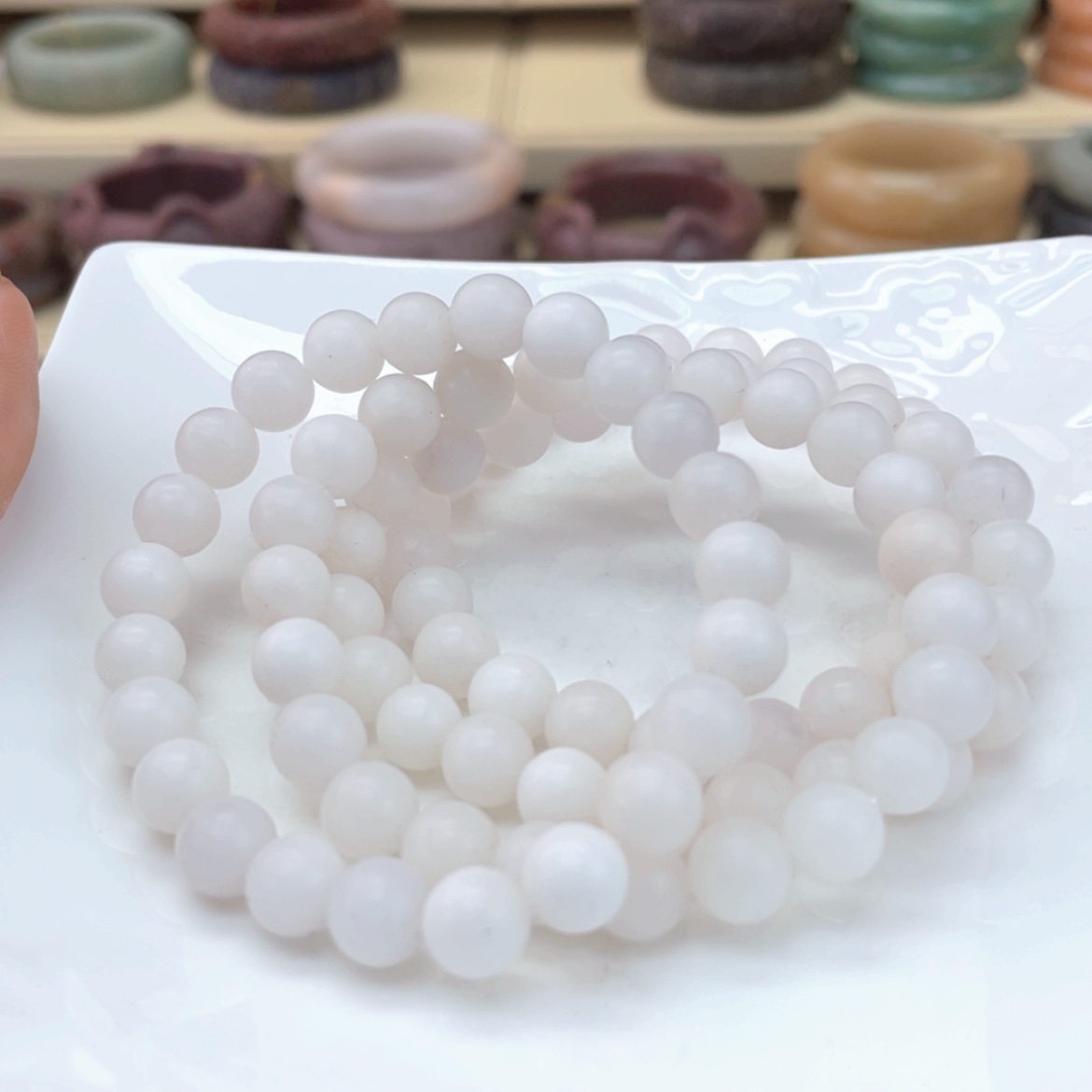 【闪购商品】石英质玉手镯未镶嵌