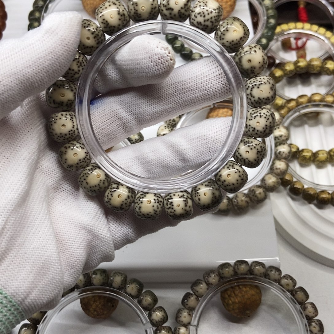 火***B星月菩提手串卡12绿包白大眼睛