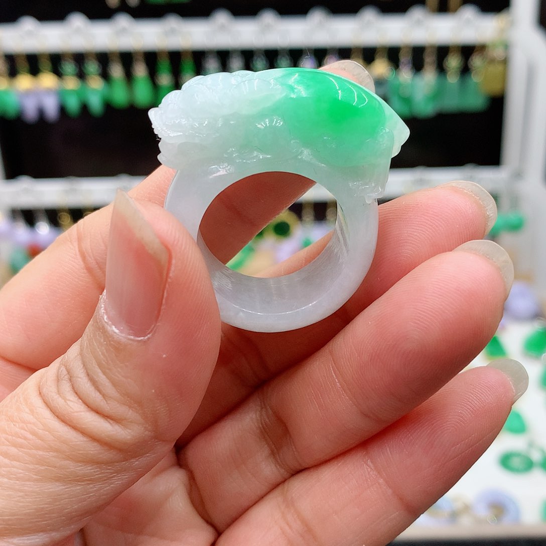 翡翠戒圈未镶嵌邓*