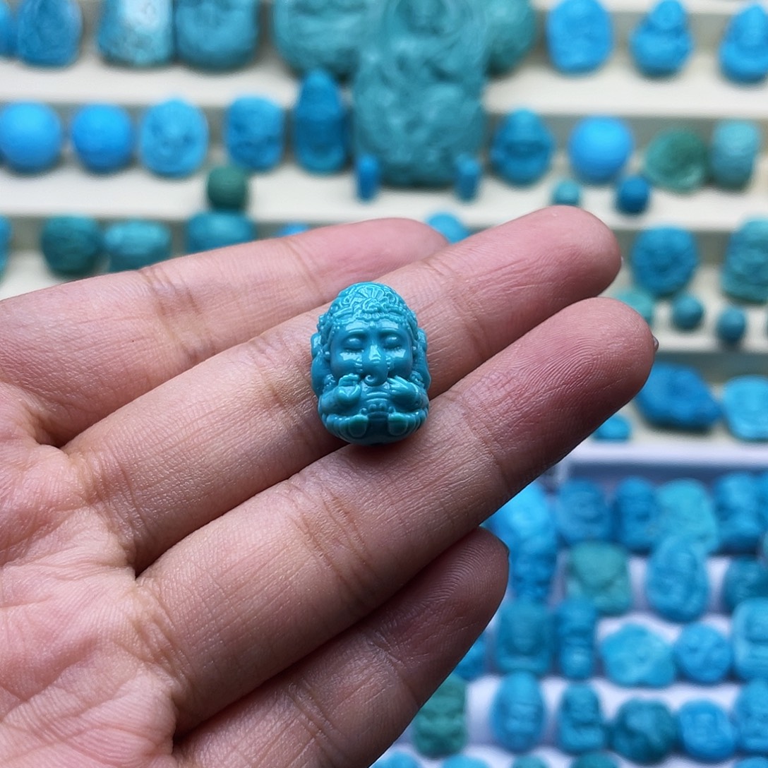 未镶嵌绿松石珠宝奇石