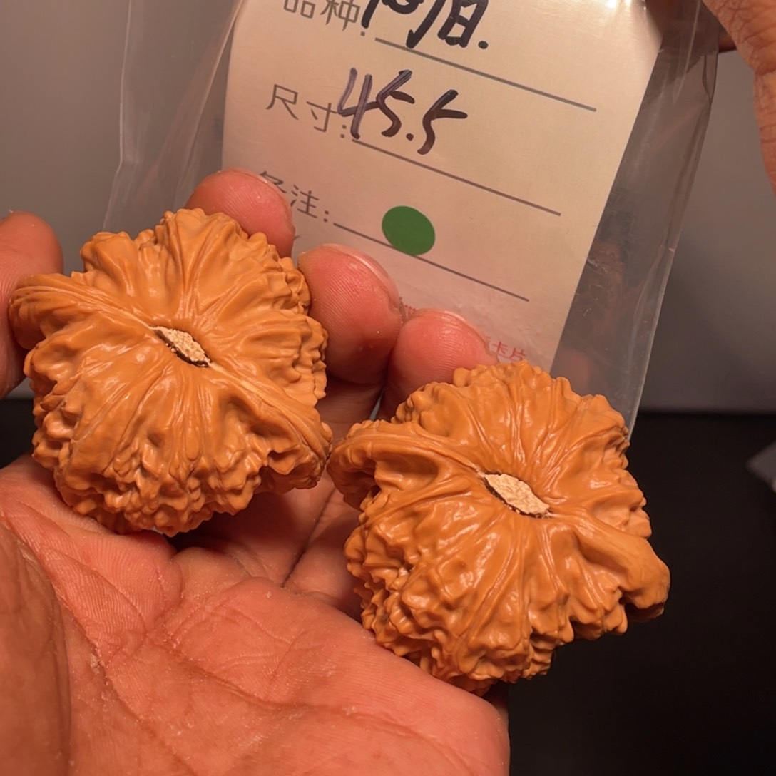 文玩核桃吊坠文玩核桃