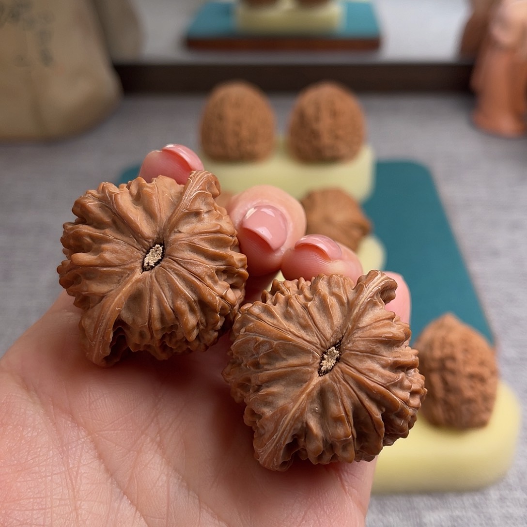 吊坠文玩核桃日***芳42磨盘