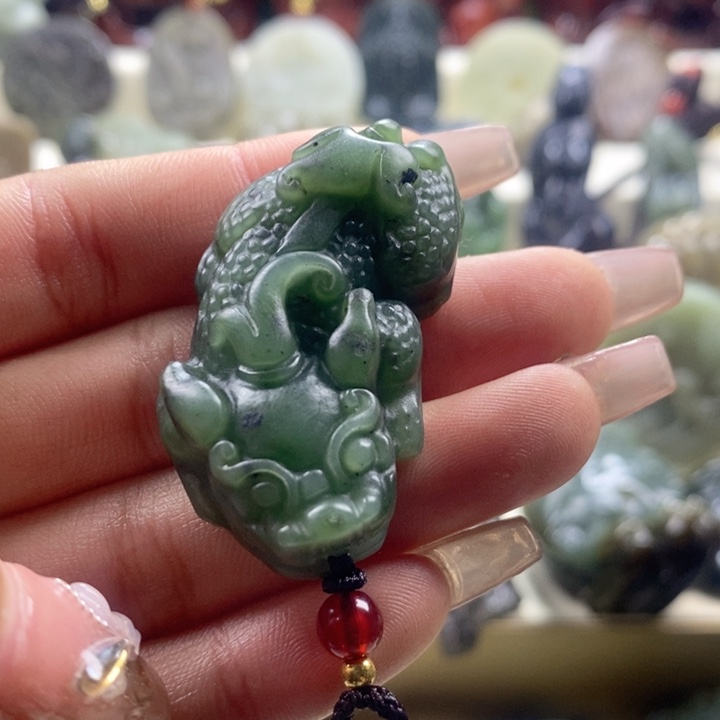 和田玉颈饰未镶嵌菁*