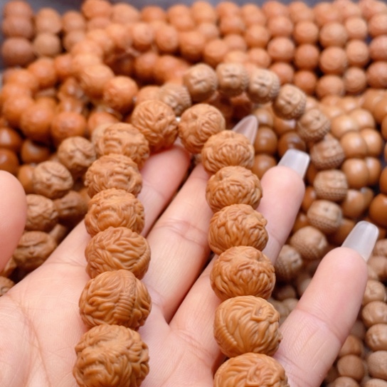 猴头核桃手串归****心黑悟空手持