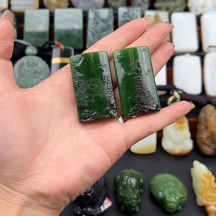 普***光和田玉未镶嵌挂件