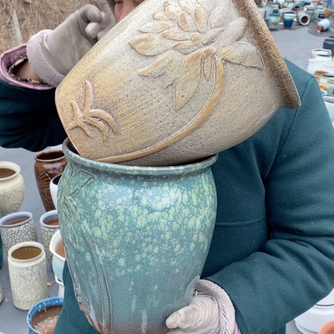 红陶口20高25～～～