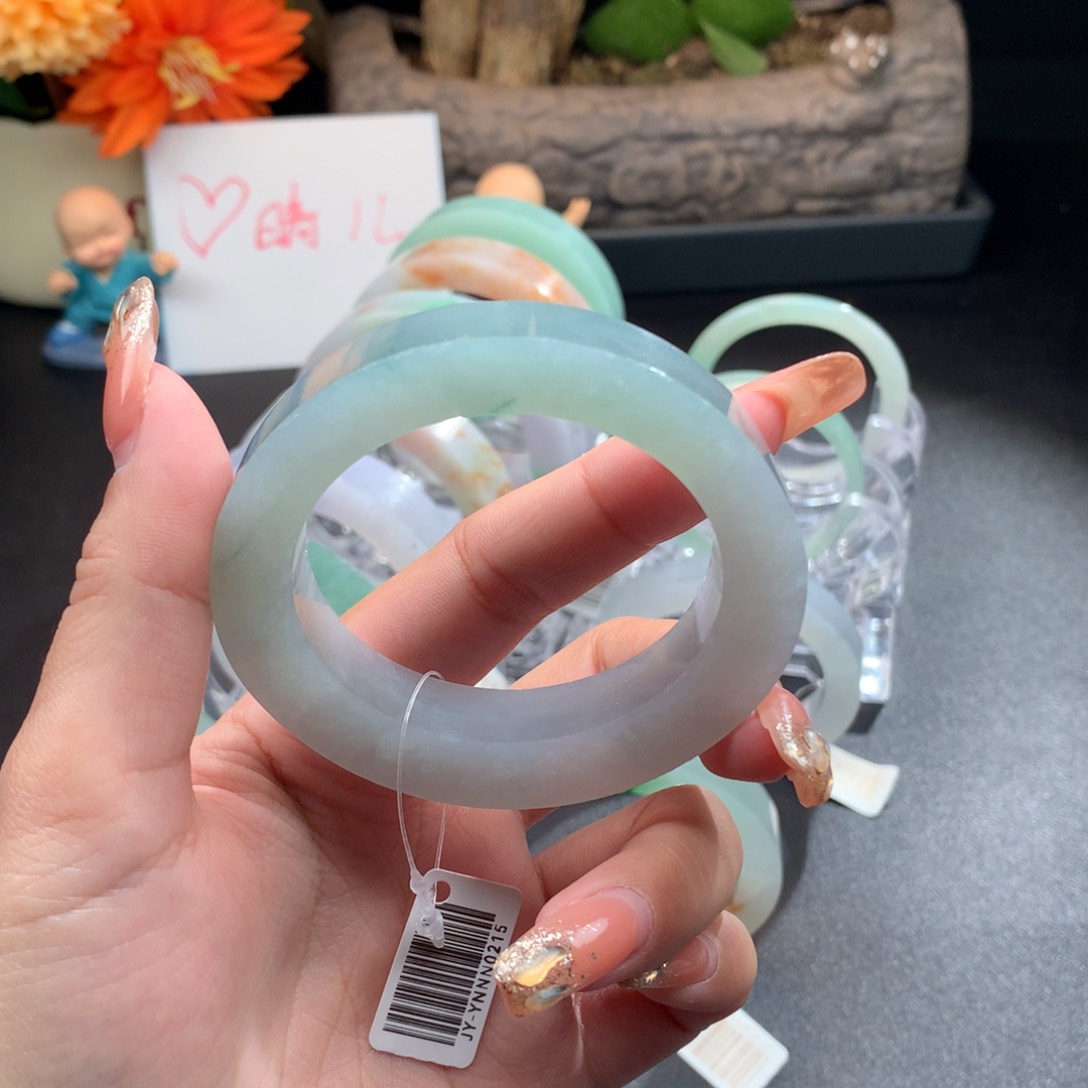 定制翡翠贵妃未镶嵌宝**菜