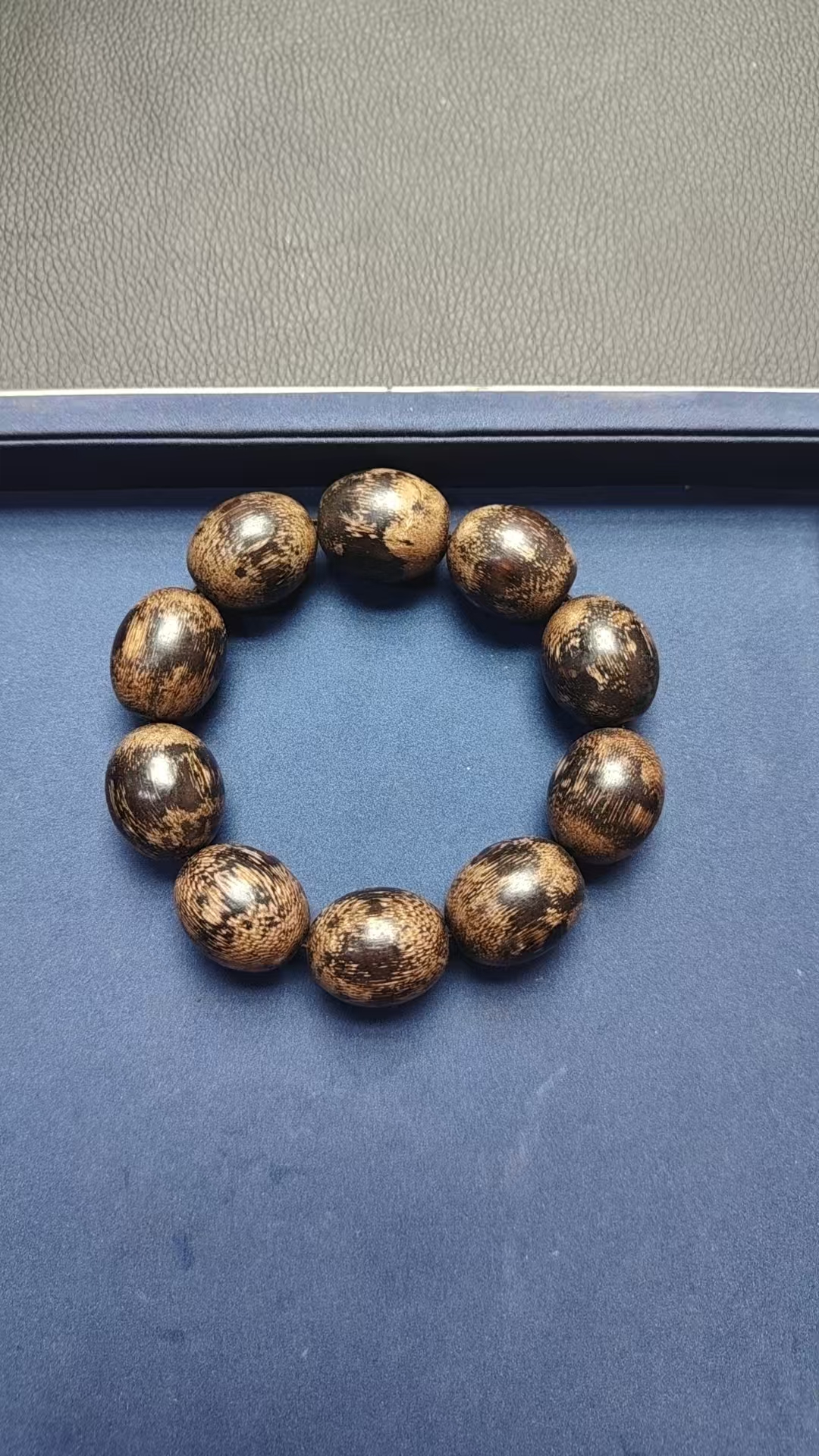 精品时尚龙血松手链六1396