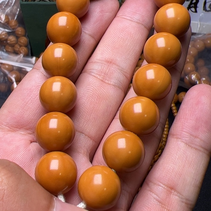 猴头核桃吊坠卡罗拉