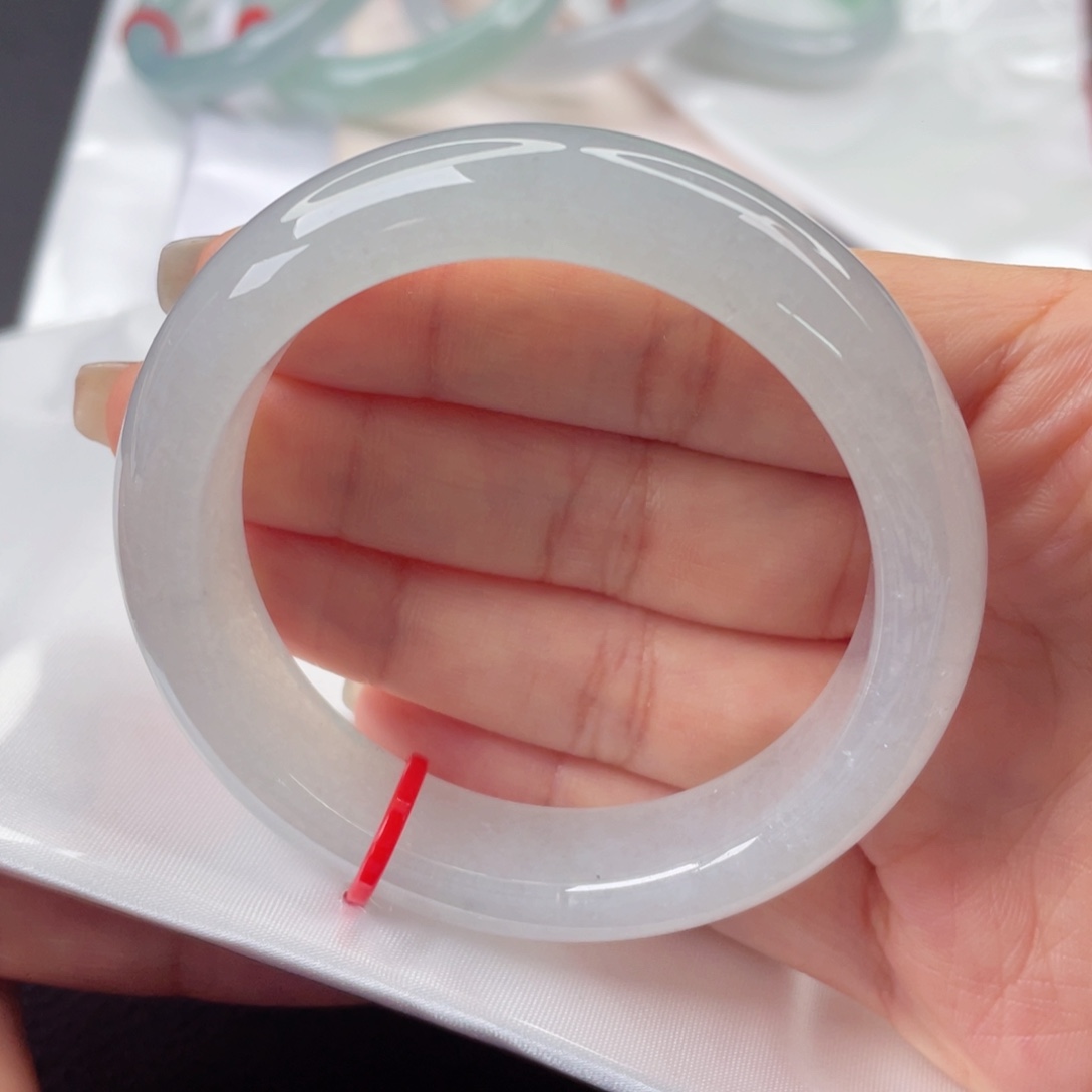 翡翠未镶嵌手镯53.5圈