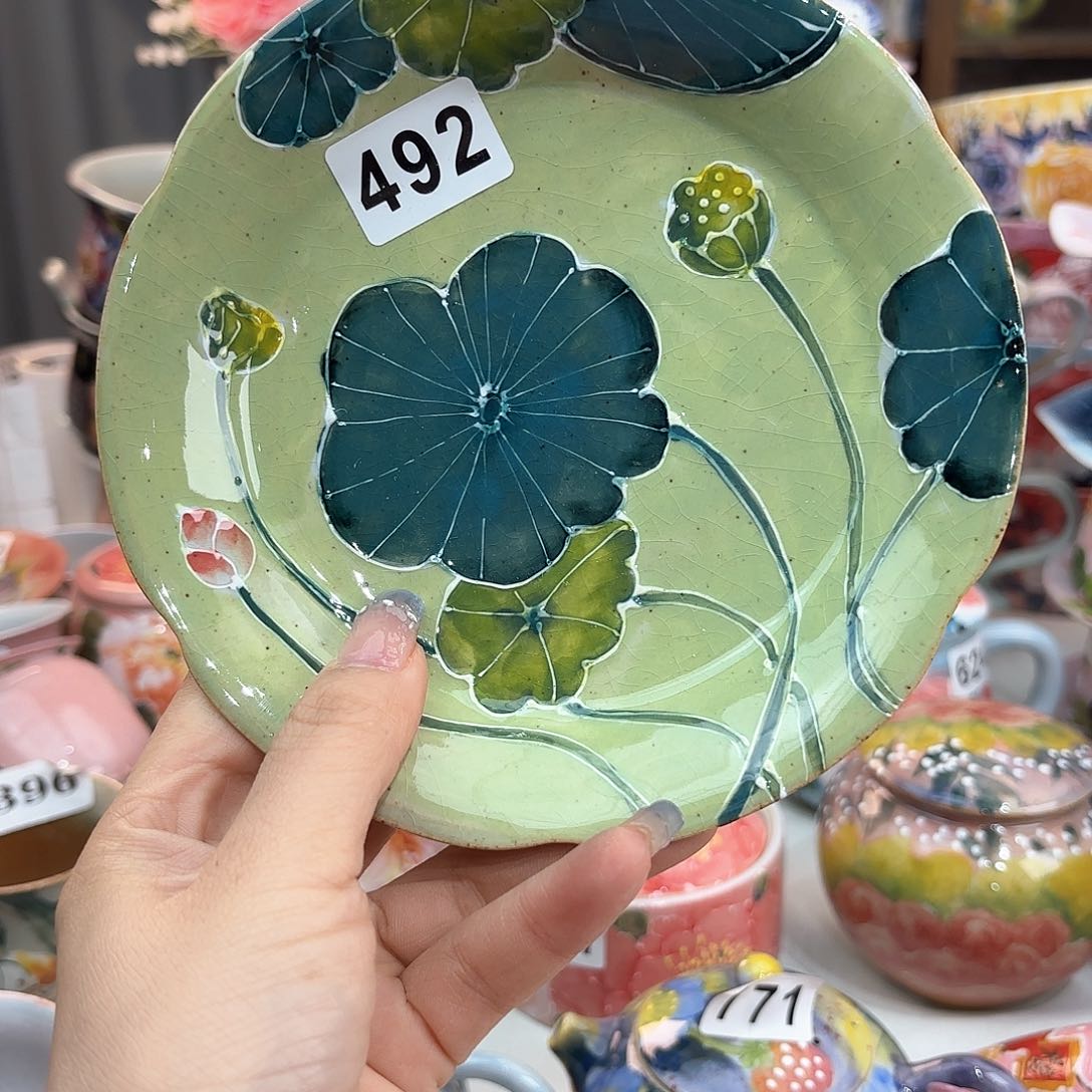 瓷片这就是所谓最真实存在了嘛的意思是我们