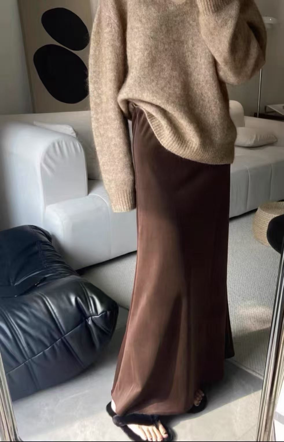 秋款天鹅绒轻奢光泽松紧腰A字半身裙女款法式气质显瘦中长款