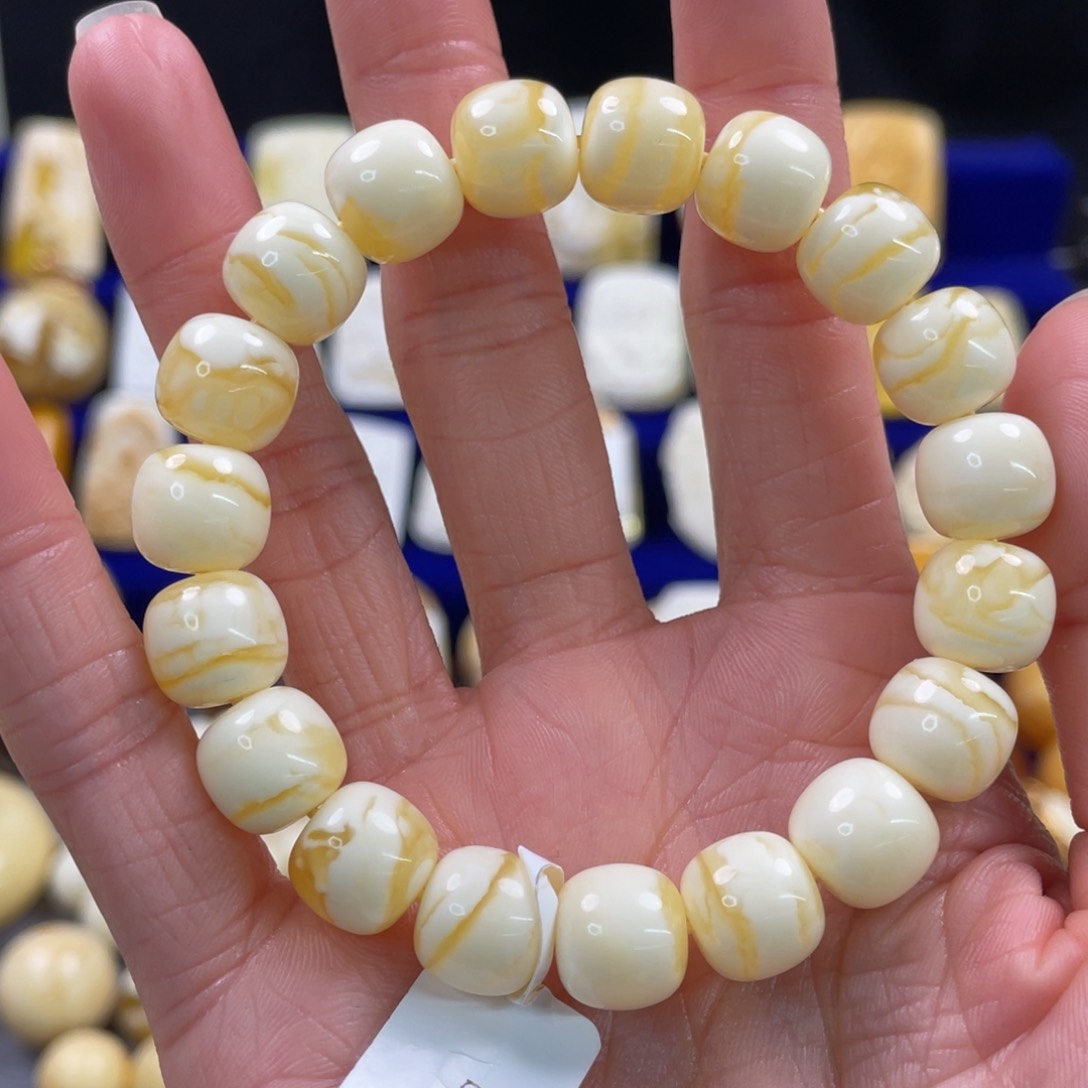 蜜蜡裸石未镶嵌琥珀蜜蜡