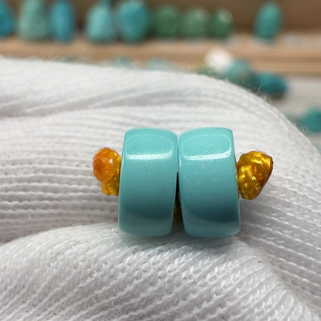 绿松石配饰未镶嵌