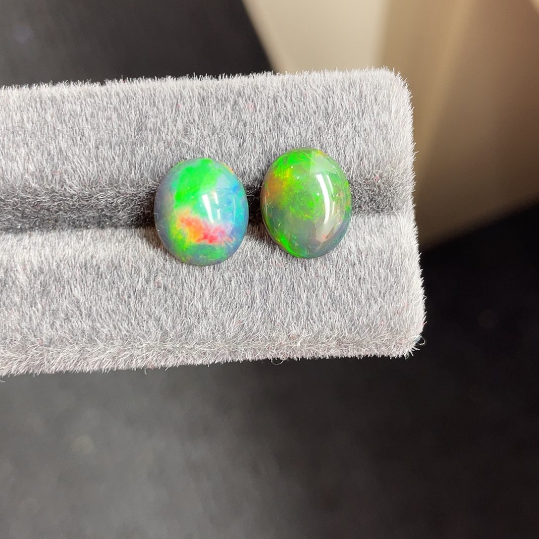 黑欧泊裸石未镶嵌6.455ct