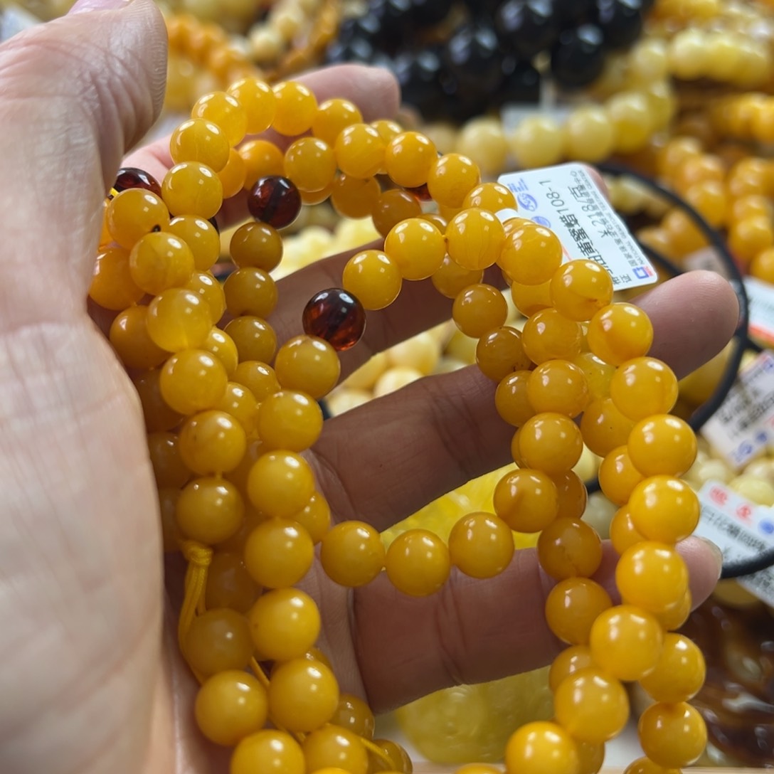 琥珀珠宝奇石未镶嵌