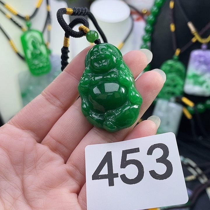 翡翠未镶嵌吊坠(赠链)