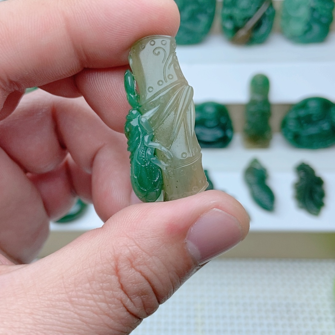 独山玉挂件未镶嵌