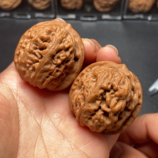 【闪购商品】把件文玩核桃凤凰台……..