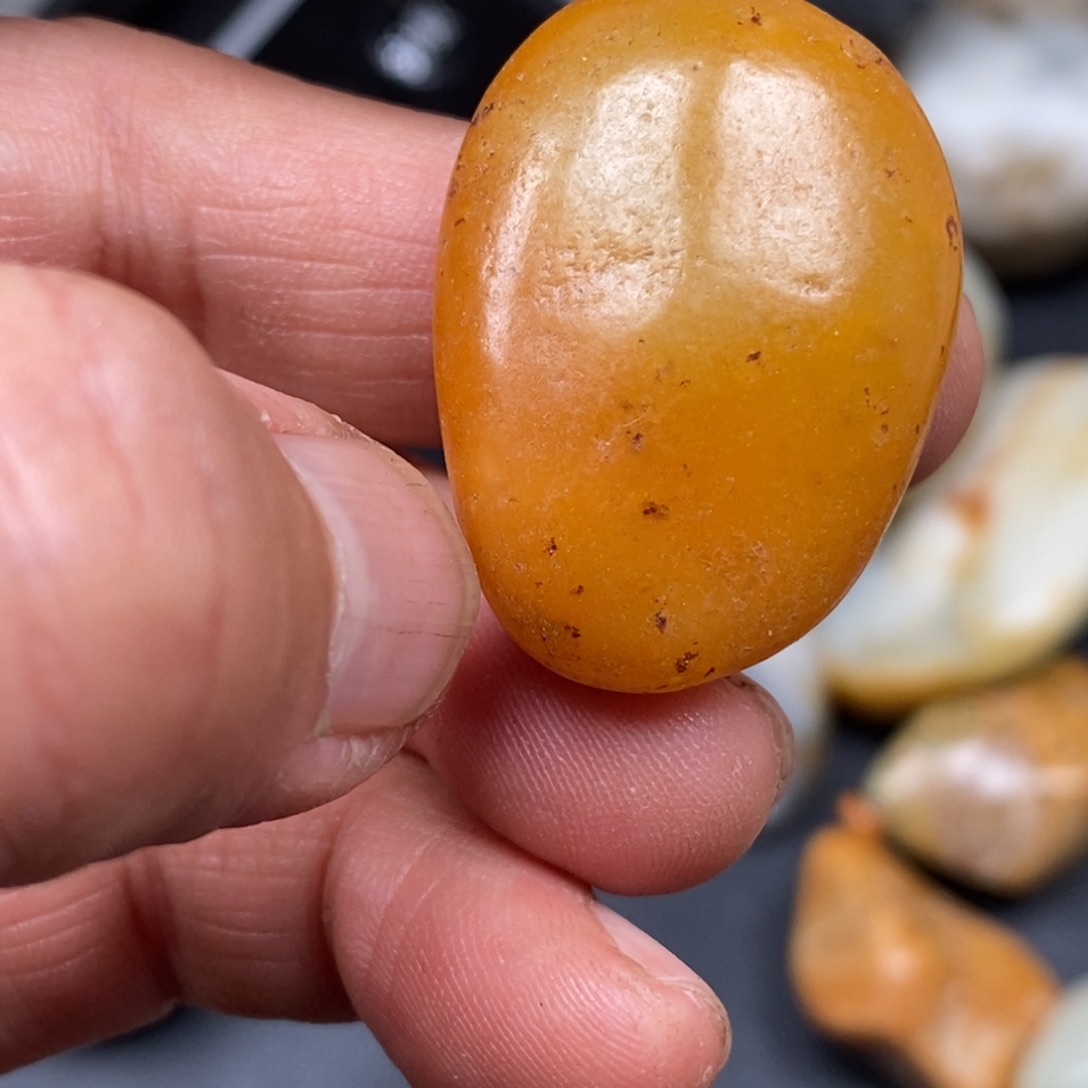 和田玉（糖玉）挂件未镶嵌