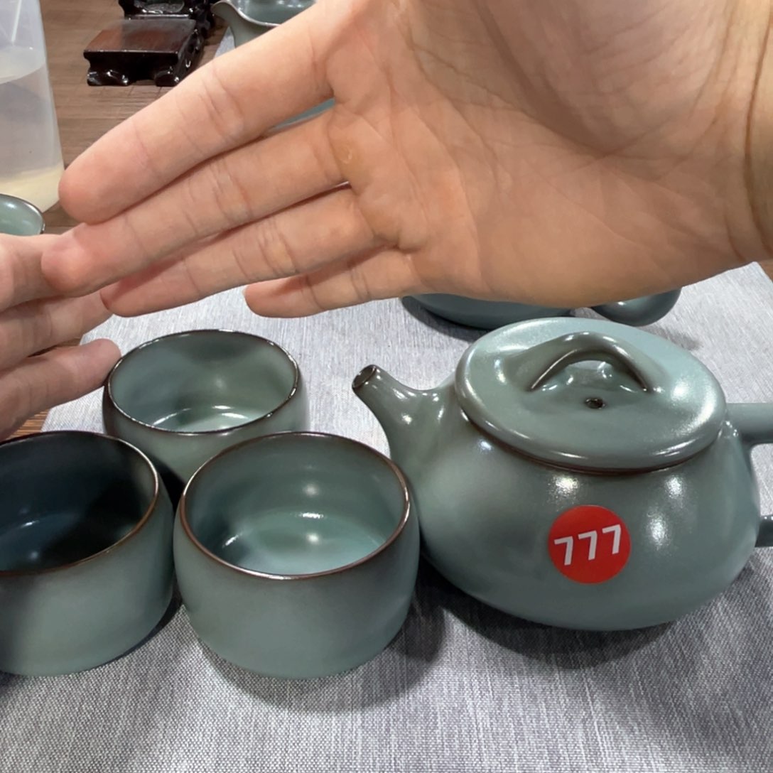 瓷片小微瑕。。。。。。。。。。。。