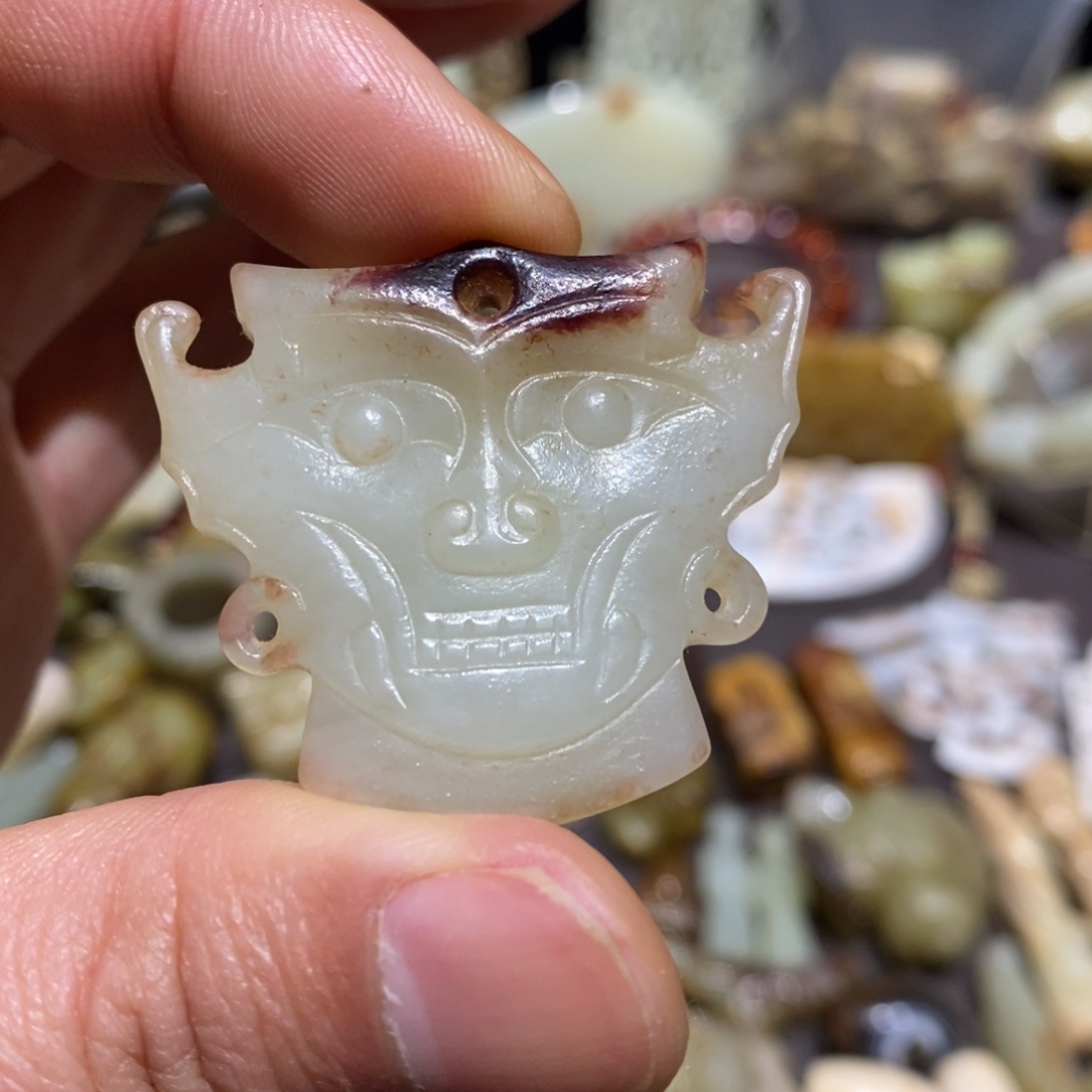 用***7和田玉（糖玉）未镶嵌颈饰