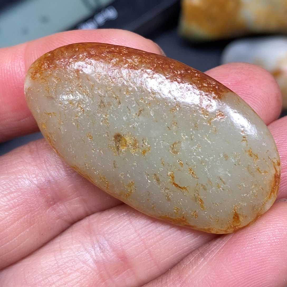 和田玉未镶嵌珠宝奇石