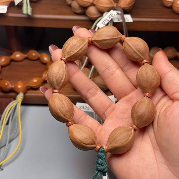 手串/手链橄榄核1928鲨鱼背