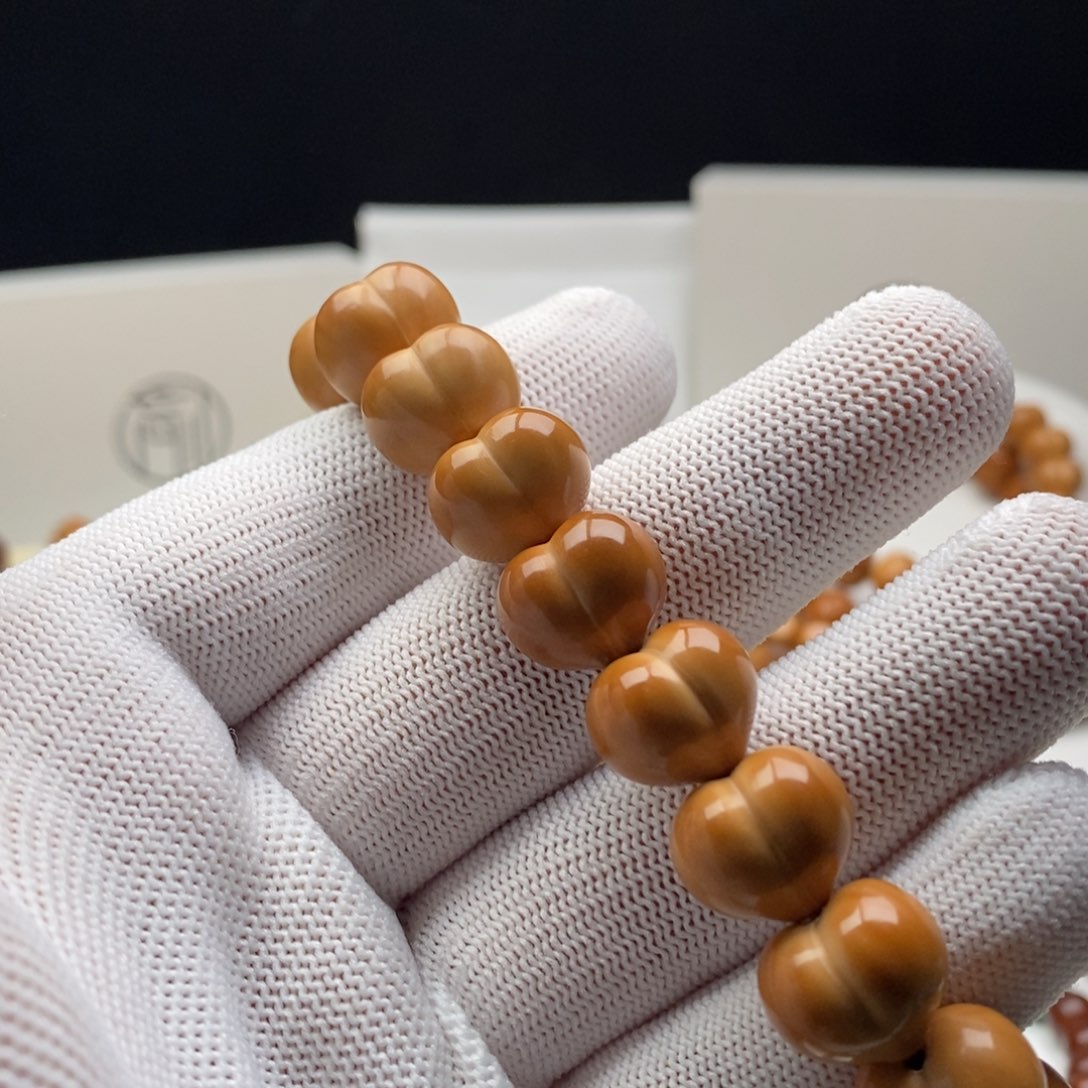 *****吊坠猴头核桃猴头