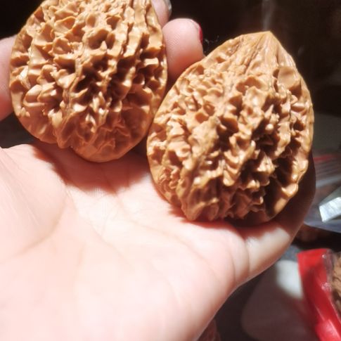 猴头核桃吊坠盘**行44招财鼠