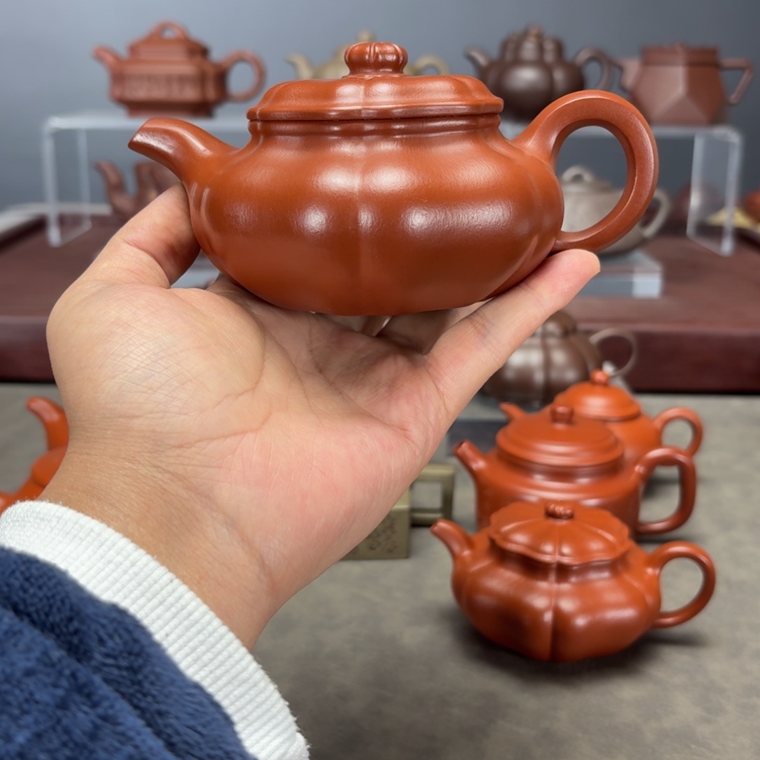 小***人紫砂茶壶葵仿古250CC朱泥