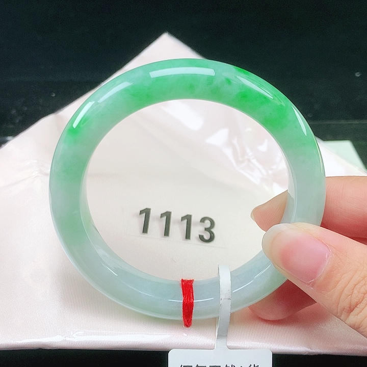 未镶嵌手镯翡翠翡翠手镯