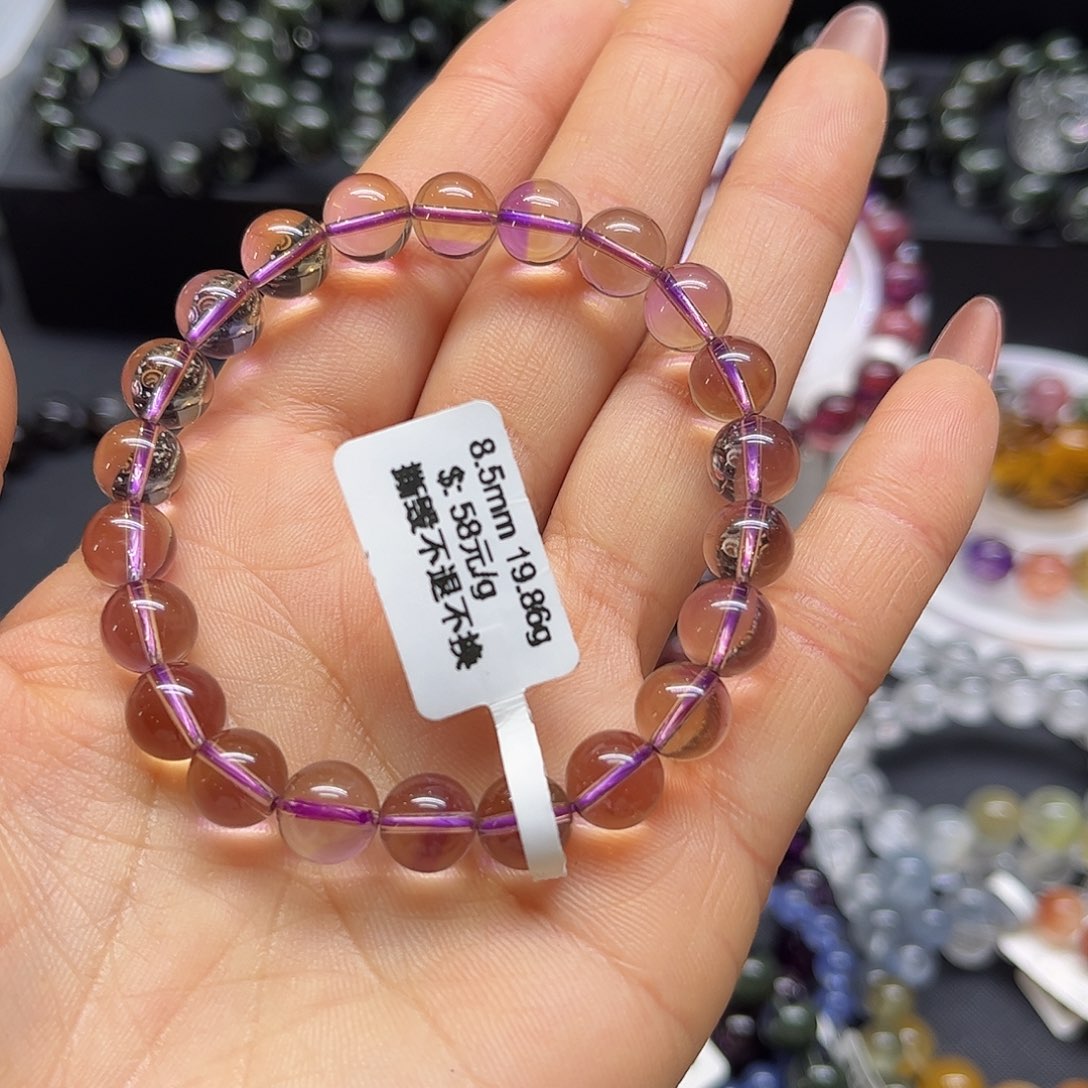 水晶手链未镶嵌是**呀手链