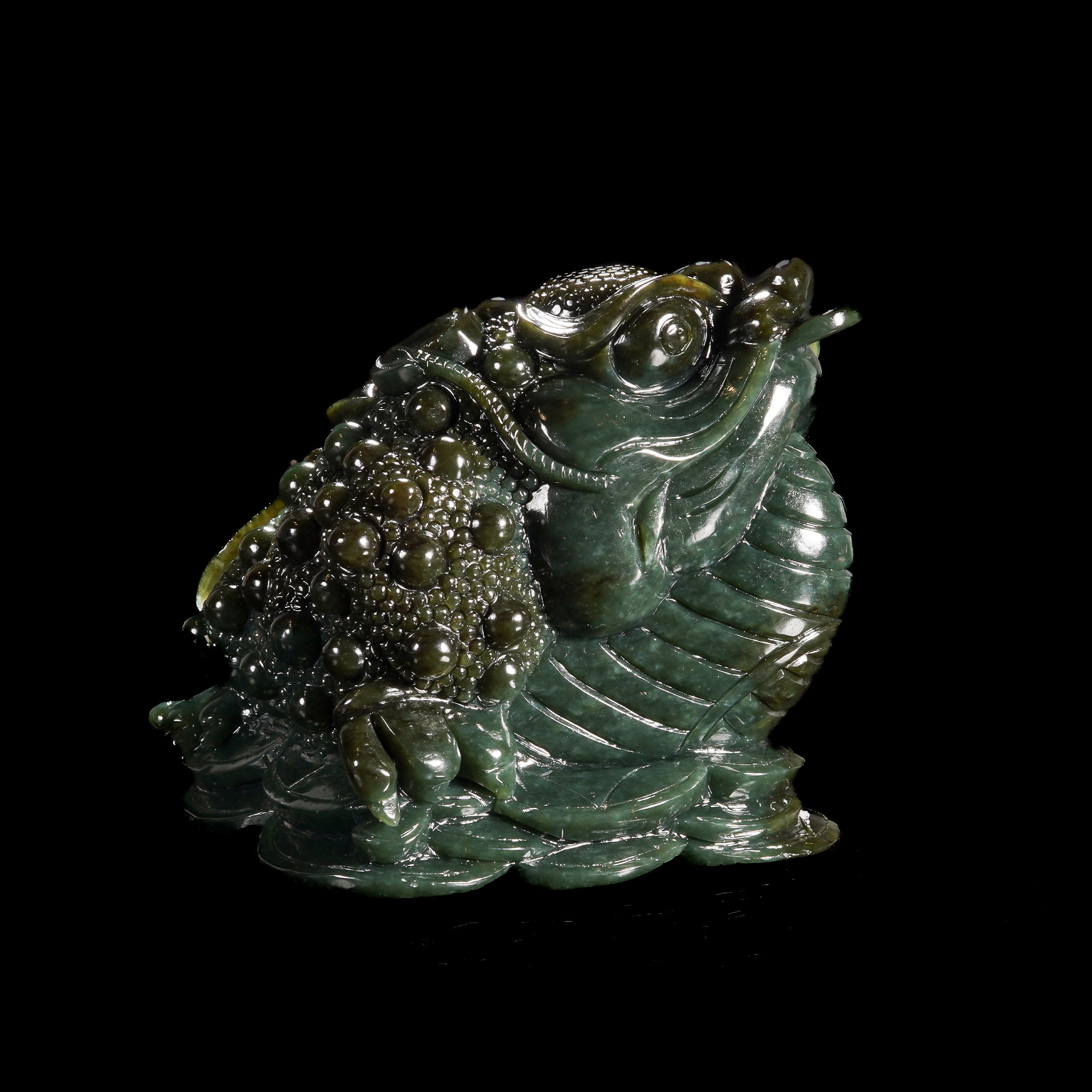 LOT.034和田玉巧雕金蟾/X4243