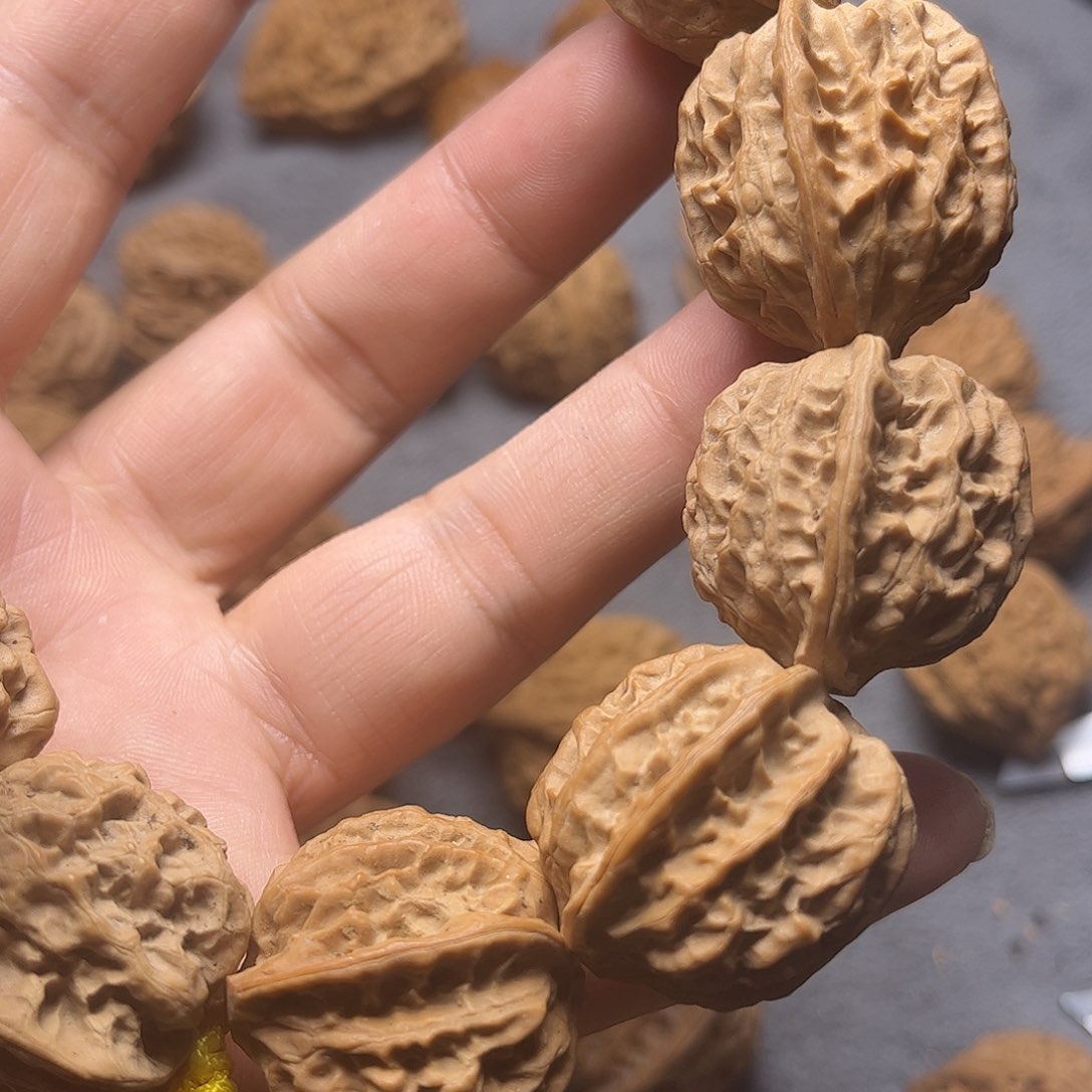 文玩核桃手串?****姜上传