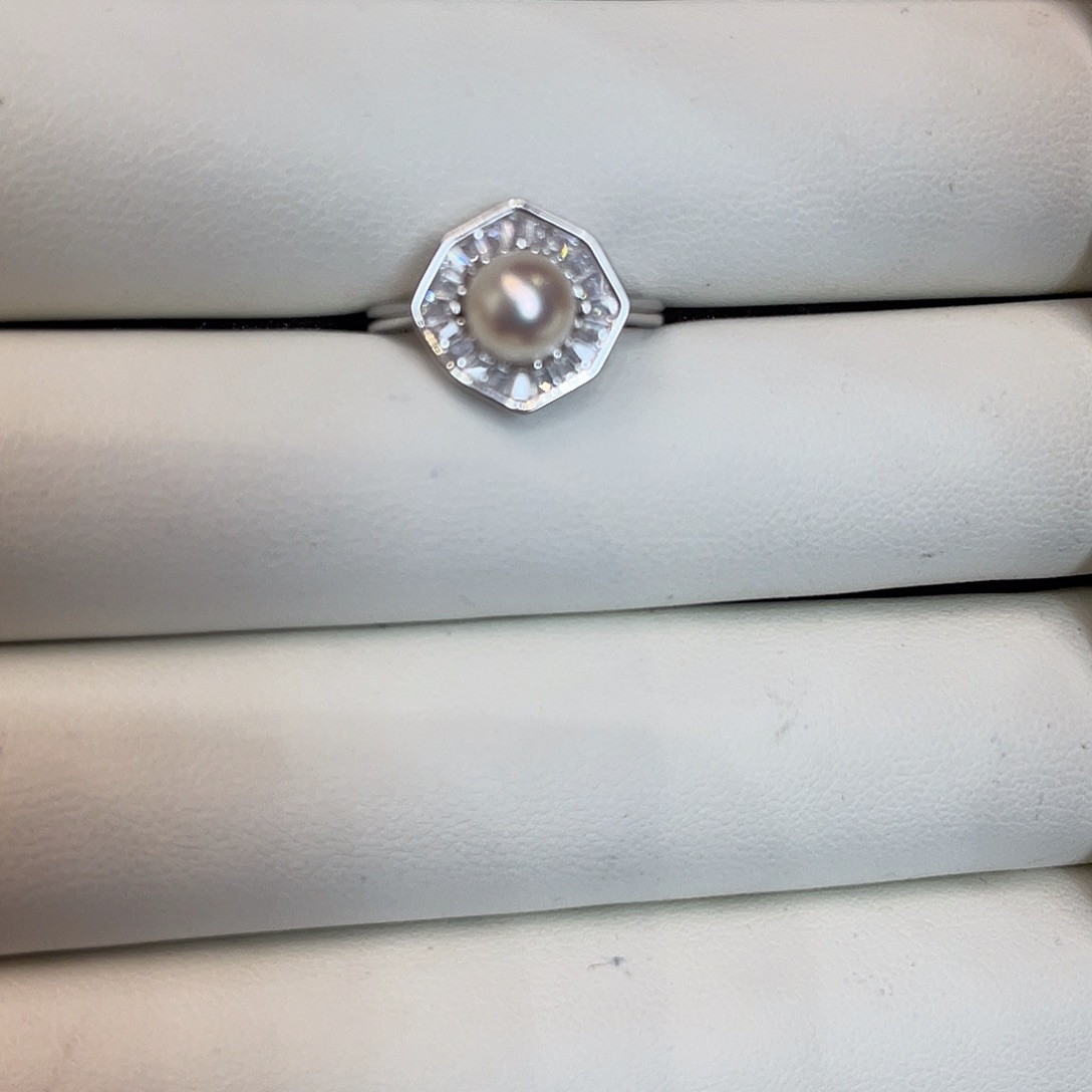 银S925镶嵌海水珍珠戒指