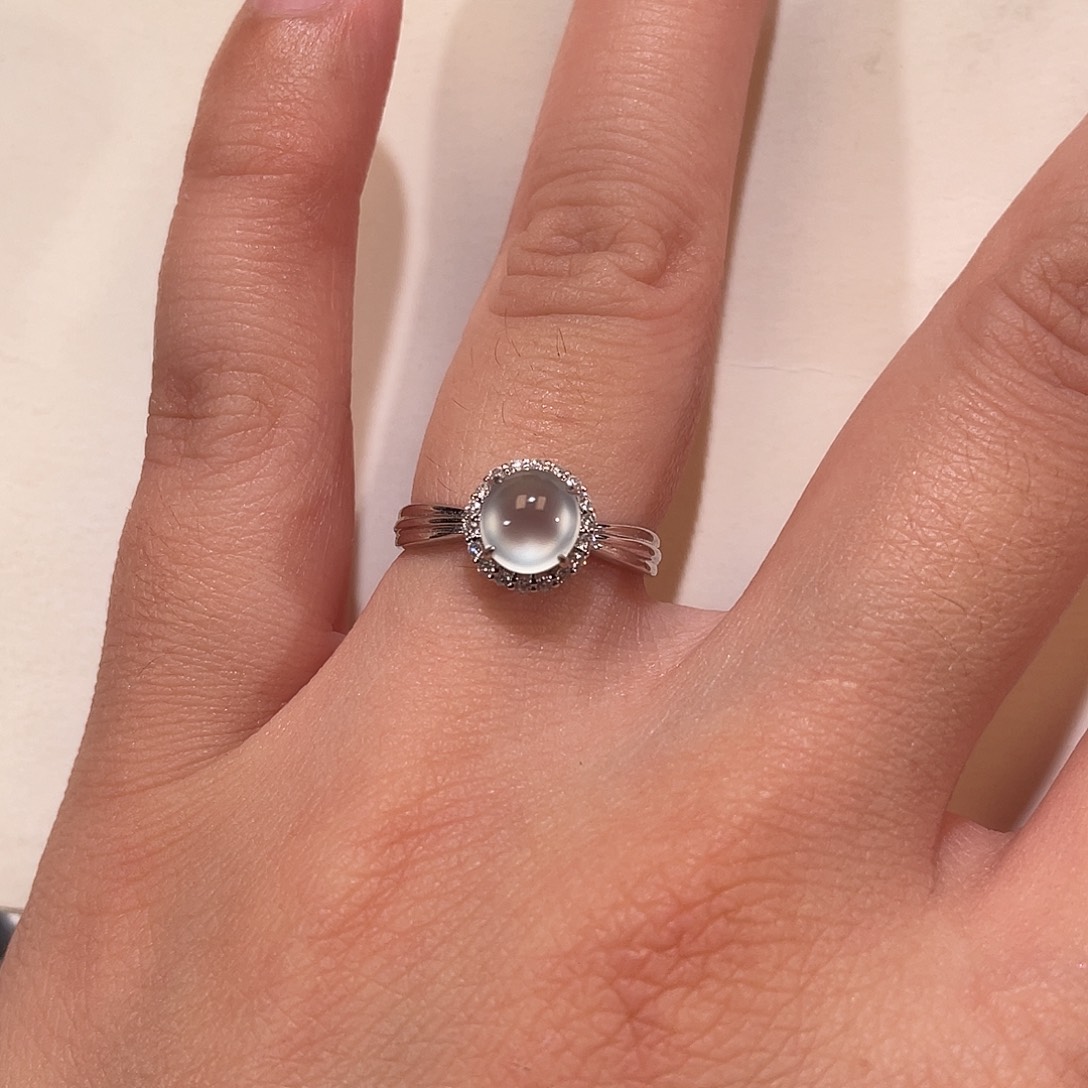 翡翠18K金镶嵌戒指南非钻