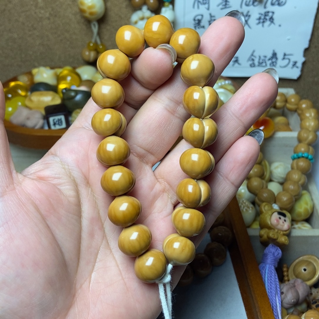 吊坠猴头核桃珂基手持微微瑕介意勿拍不退换
