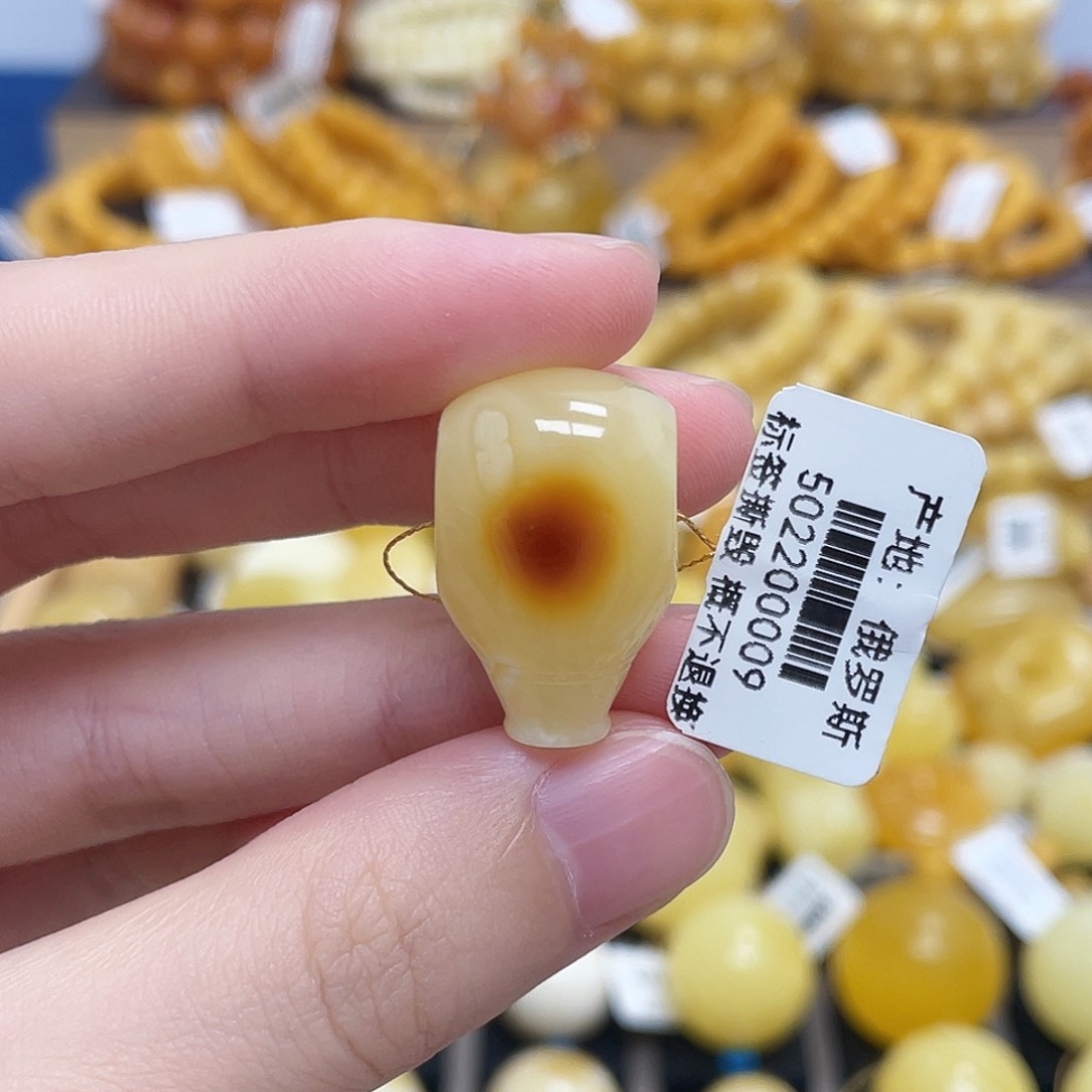 蜜蜡未镶嵌珠宝奇石三通浓蜜浓蜡沁色16m m