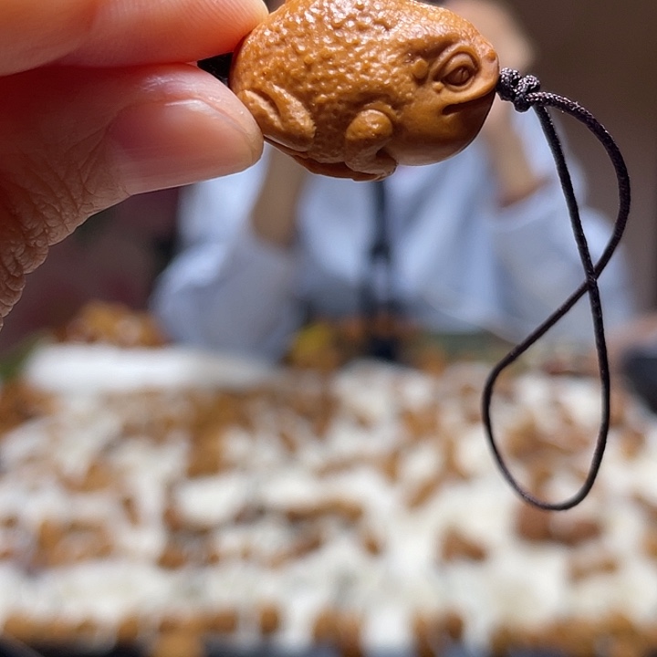 手串/手链橄榄核橄榄 金蟾