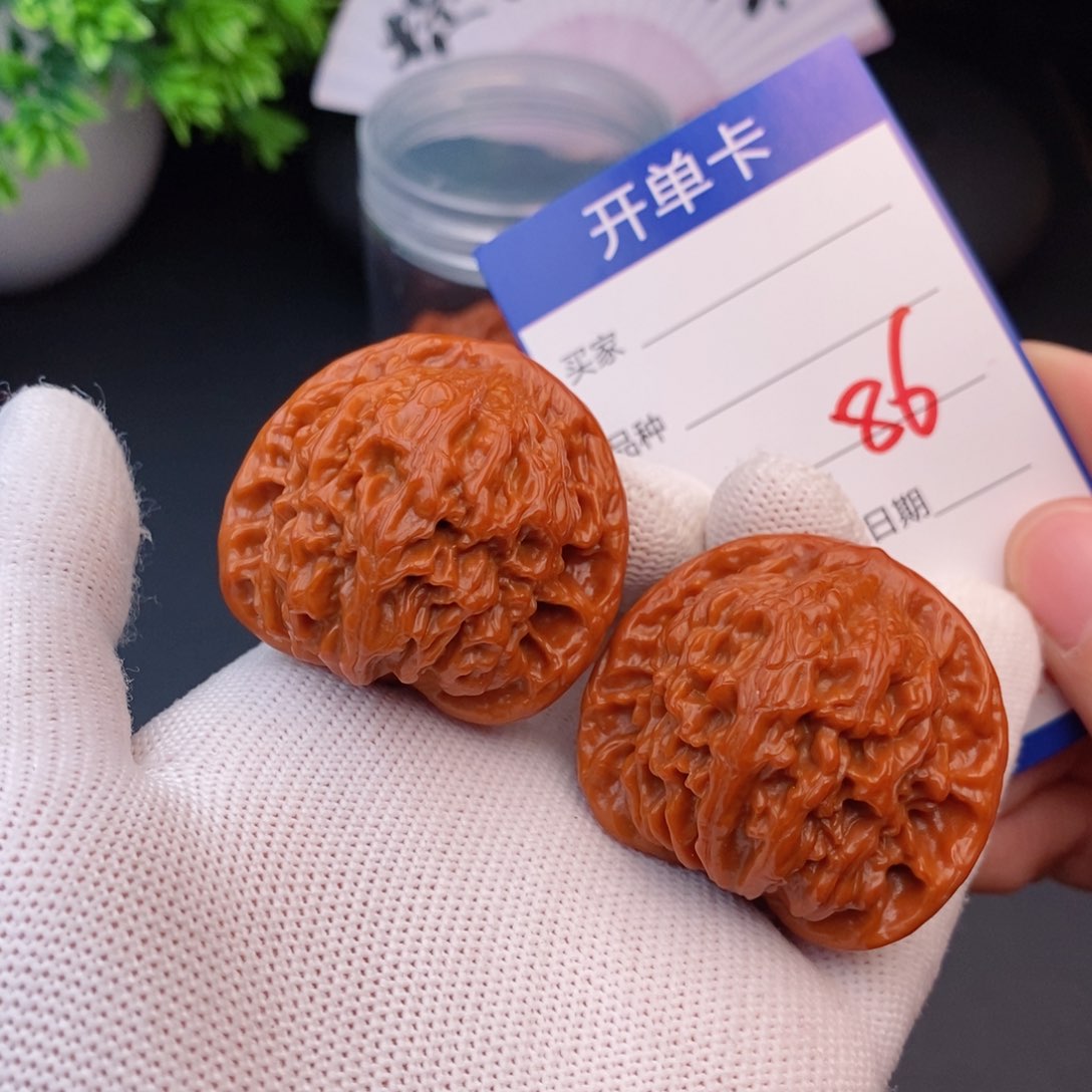 文玩核桃把件41红狮子86