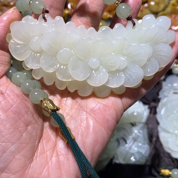 岫玉岫玉吊坠未镶嵌
