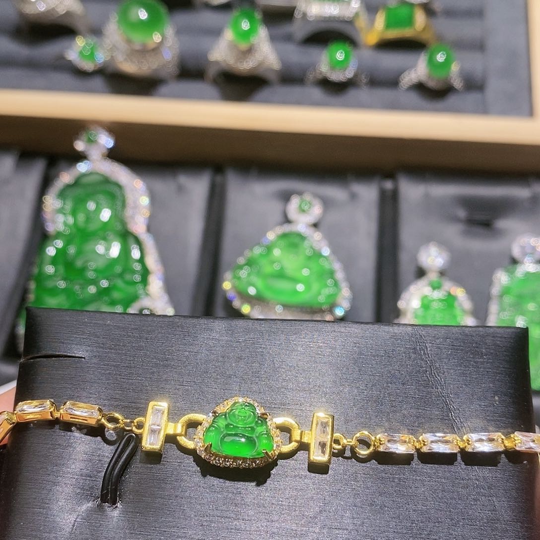 翡翠手链未镶嵌手链7