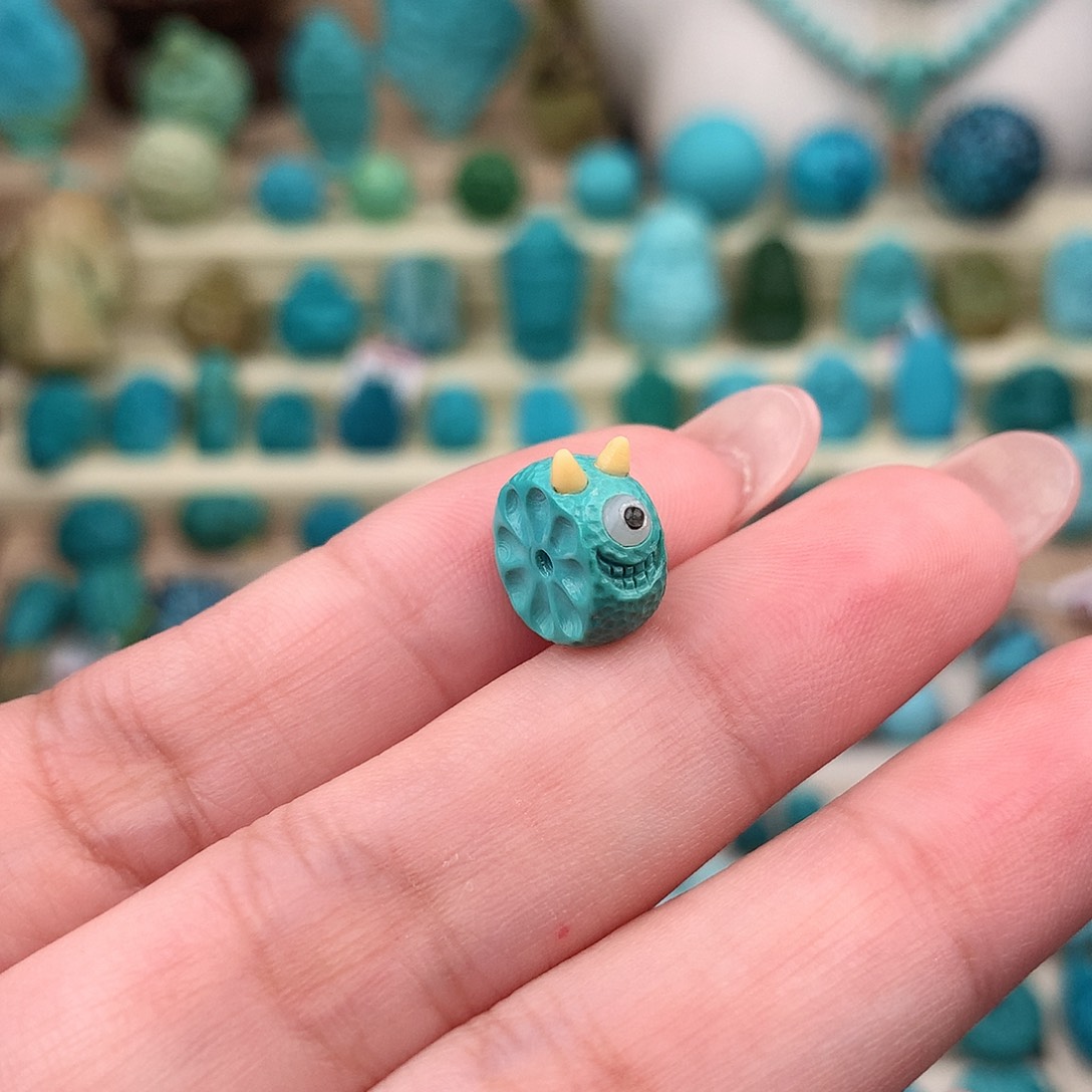 未镶嵌绿松石珠宝奇石