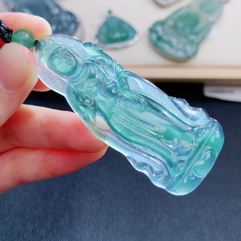 【闪购商品】翡翠颈饰未镶嵌翡翠