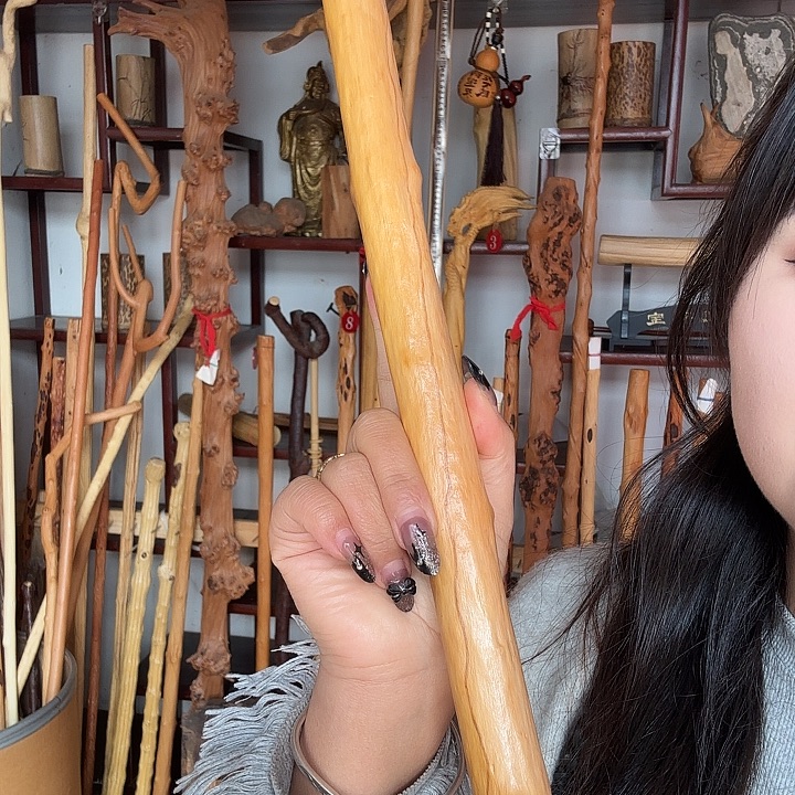 春***燕红秀了红牛筋的样子