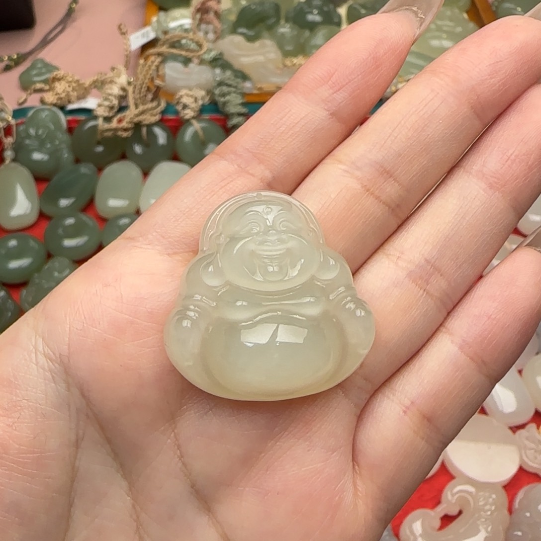 和田玉未镶嵌颈饰九*