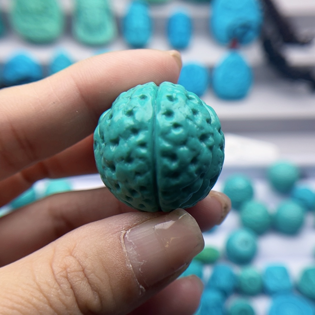 绿松石雕刻未镶嵌