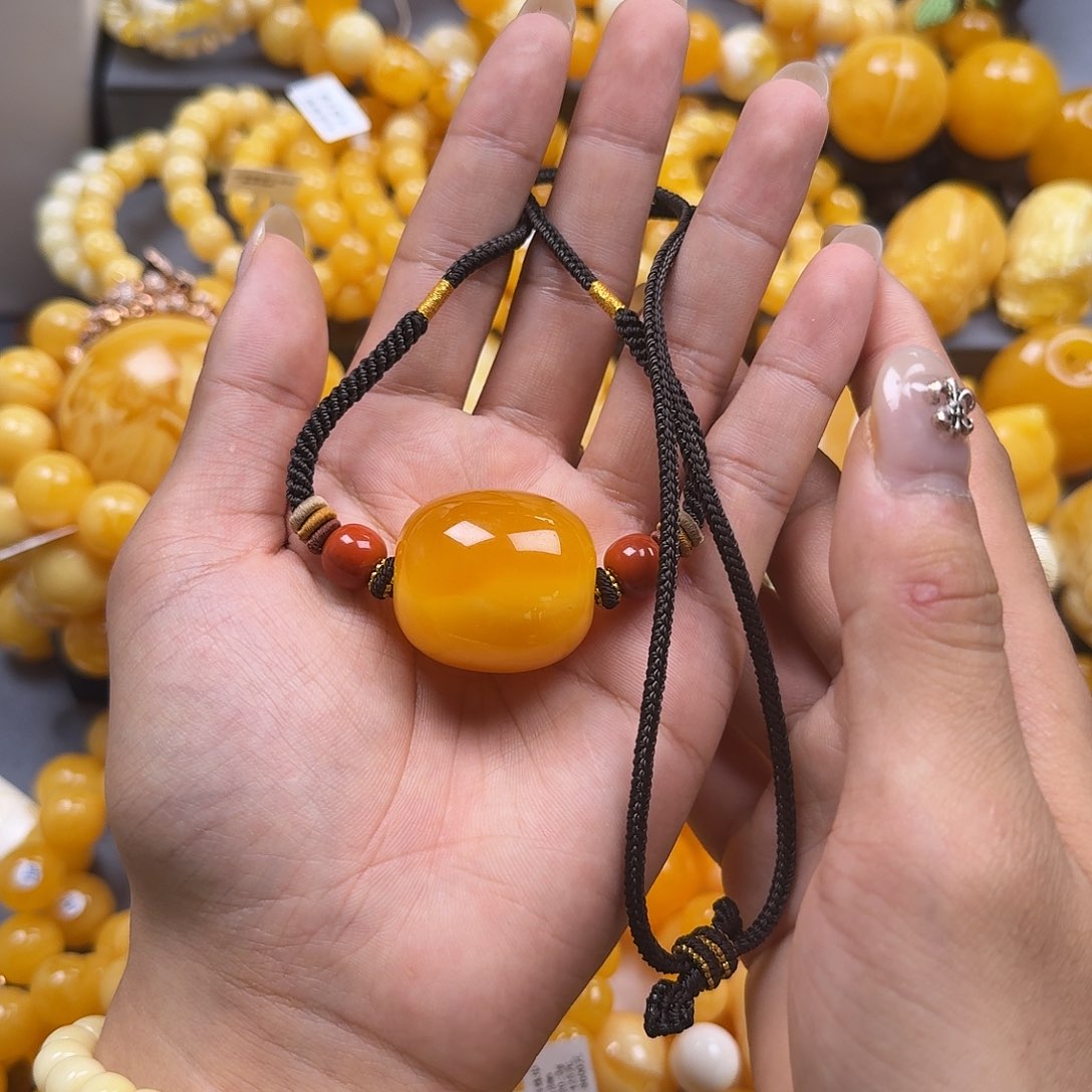 未镶嵌琥珀珠宝奇石锁骨珠